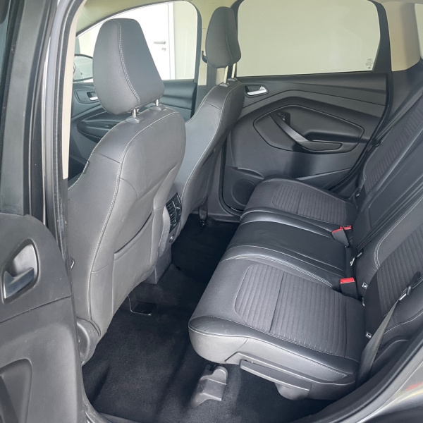 FORD KUGA 1.5 TDCI 120CH  BUSINESS EDITION 4X2 POWERSHIFT CAMERA GPS BA FORD KUGA 1.5 TDCI 120CH  BUSINESS EDITION 4X2 POWERSHIFT CAMERA GPS BA