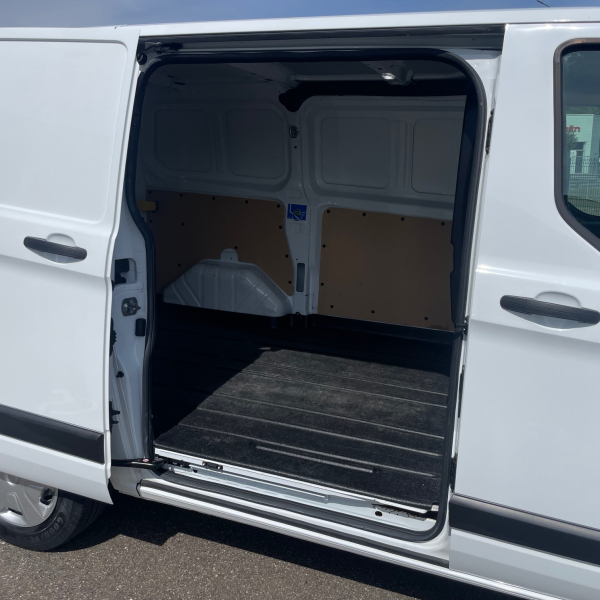 FORD TRANSIT CUSTOM 280 L1H1 2.0 ECOBLUE 130 TREND BUSINESS CAMERA GPS FORD TRANSIT CUSTOM 280 L1H1 2.0 ECOBLUE 130 TREND BUSINESS CAMERA GPS