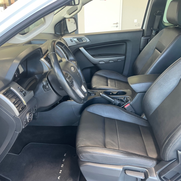 FORD RANGER 2.0 TDCI 213CH SUPER CAB LIMITED BVA10 ATTACHE GPS FORD RANGER 2.0 TDCI 213CH SUPER CAB LIMITED BVA10 ATTACHE GPS