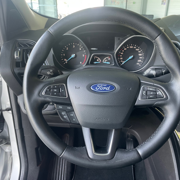 FORD KUGA 1.5 TDCI 120CH  BUSINESS EDITION 4X2 POWERSHIFT CAMERA GPS BA FORD KUGA 1.5 TDCI 120CH  BUSINESS EDITION 4X2 POWERSHIFT CAMERA GPS BA