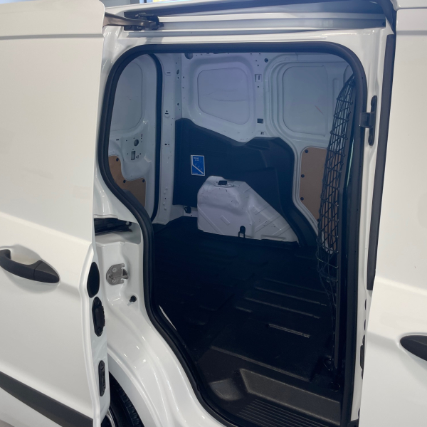 FORD TRANSIT COURIER 1.5 TDCI 100CH  TREND CLIM REG/LIM VITESSE FORD TRANSIT COURIER 1.5 TDCI 100CH  TREND CLIM REG/LIM VITESSE