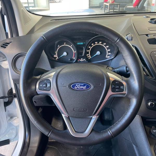 FORD TRANSIT COURIER 1.5 TDCI 100CH  TREND CLIM REG/LIM VITESSE FORD TRANSIT COURIER 1.5 TDCI 100CH  TREND CLIM REG/LIM VITESSE