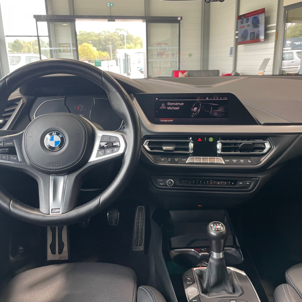 BMW SERIE 1 (F40) 118I 136CH M SPORT TOIT PANO SIEGES CHAUFFANTS ET ELECTRIQUES BMW SERIE 1 (F40) 118I 136CH M SPORT TOIT PANO SIEGES CHAUFFANTS ET ELECTRIQUES