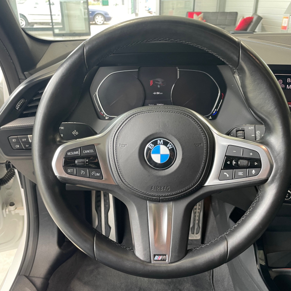 BMW SERIE 1 (F40) 118I 136CH M SPORT TOIT PANO SIEGES CHAUFFANTS ET ELECTRIQUES BMW SERIE 1 (F40) 118I 136CH M SPORT TOIT PANO SIEGES CHAUFFANTS ET ELECTRIQUES