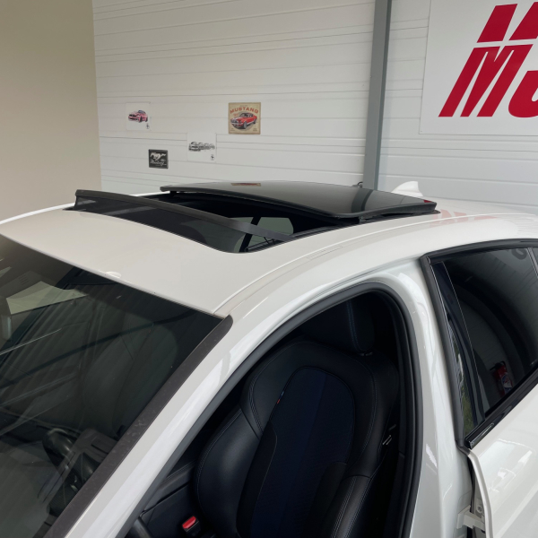 BMW SERIE 1 (F40) 118I 136CH M SPORT TOIT PANO SIEGES CHAUFFANTS ET ELECTRIQUES BMW SERIE 1 (F40) 118I 136CH M SPORT TOIT PANO SIEGES CHAUFFANTS ET ELECTRIQUES