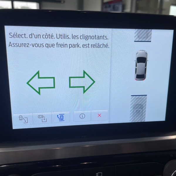 Ford Kuga 2.5 DURATEC 190CH FHEV E85 TITANIUM BVA Hayon elec Pack assistance  Ford Kuga 2.5 DURATEC 190CH FHEV E85 TITANIUM BVA Hayon elec Pack assistance