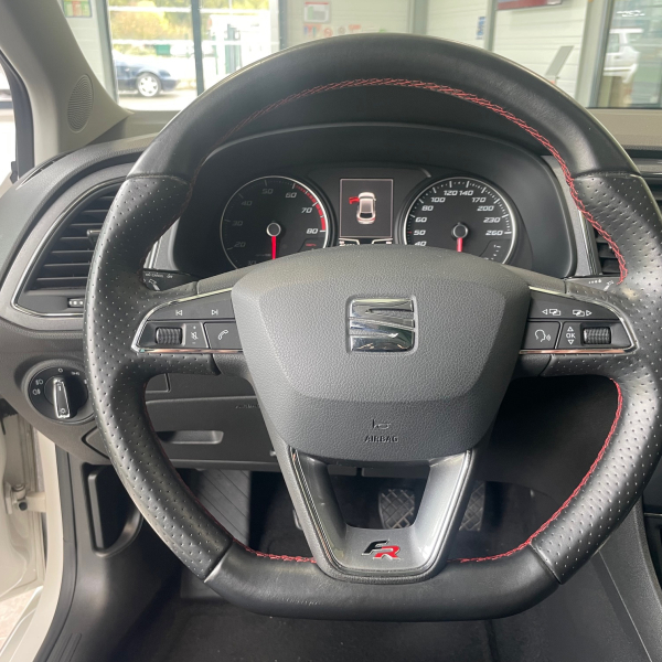 SEAT LEON 1.4 TSI 125CH FR TOIT OUVRANT SIEGES CHAUFFANT GPS SEAT LEON 1.4 TSI 125CH FR TOIT OUVRANT SIEGES CHAUFFANT GPS