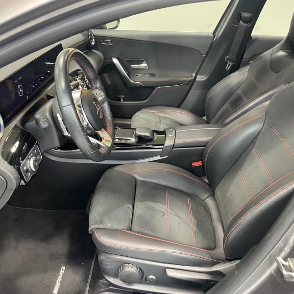 MERCEDES CLASSE A 180 136CH AMG LINE 7G-DCT TOIT OUVRANT CAMERA SIEGES CHAUFFANTS GRAND ECRAN GPS