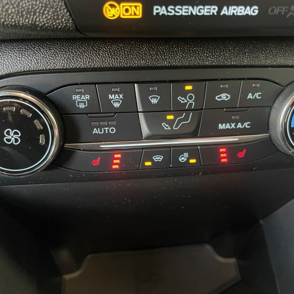 FORD FIESTA 1.0 ECOBOOST 140CH ST-LINE  5P PACK HIVER CAMERA