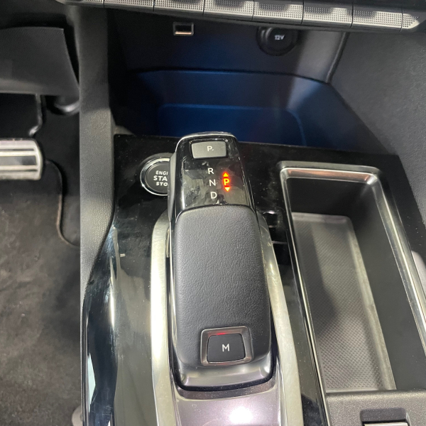 PEUGEOT 3008 1.5 BLUEHDI 130CH S&S GT EAT8 CAMERA 