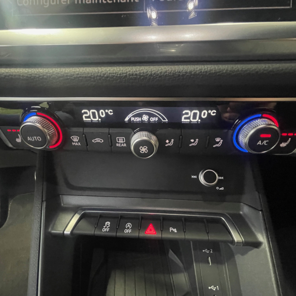 AUDI Q3 35 TDI 150CH TYPE S LINE INTÉRIEUR QUATTRO S TRONIC 7 CAMERA / ATTELAGE ELECTRIQUE / SIEGES CHAUFFANTS