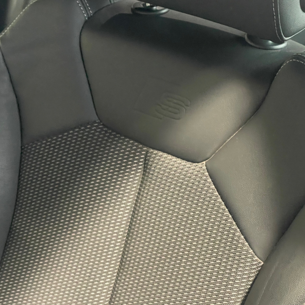 AUDI Q3 35 TDI 150CH TYPE S LINE INTÉRIEUR QUATTRO S TRONIC 7 CAMERA / ATTELAGE ELECTRIQUE / SIEGES CHAUFFANTS