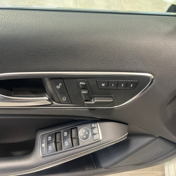 MERCEDES CLASSE A 200 INSPIRATION 7G-DCT CAMERA 