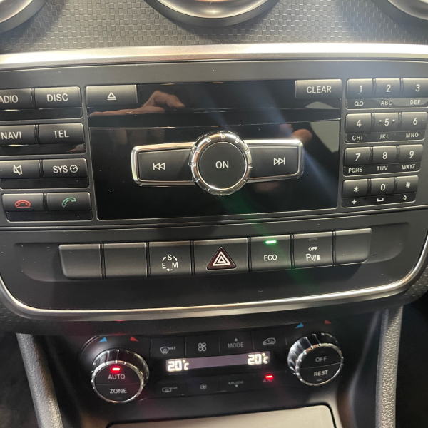 MERCEDES CLASSE A 200 INSPIRATION 7G-DCT CAMERA 