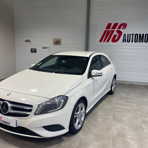 MERCEDES CLASSE A 200 INSPIRATION 7G-DCT CAMERA 