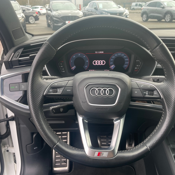 AUDI Q3 35 TDI 150CH S LINE S TRONIC 7 TOIT PANORAMIQUE