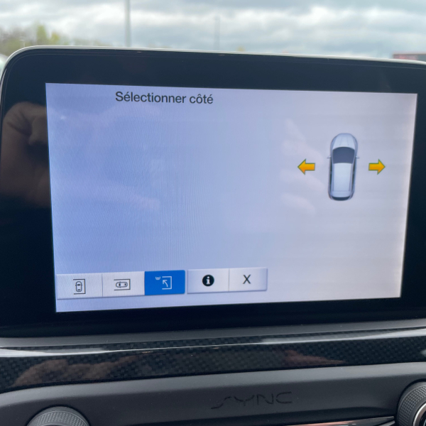 FORD FOCUS SW 1.5 ECOBOOST 150CH ST-LINE CAMERA / PACK HIVER / ATTACHE ELECTRIQUE