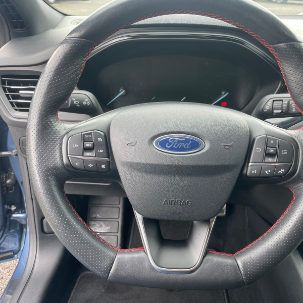 FORD FOCUS SW 1.5 ECOBOOST 150CH ST-LINE CAMERA / PACK HIVER / ATTACHE ELECTRIQUE