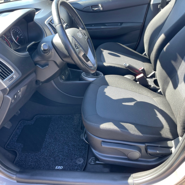 HYUNDAI I20 1.1 CRDI75 PACK INVENTIVE CLIM