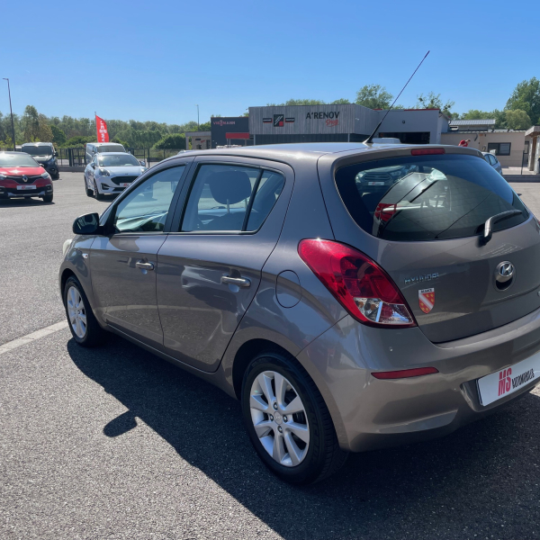 HYUNDAI I20 1.1 CRDI75 PACK INVENTIVE CLIM