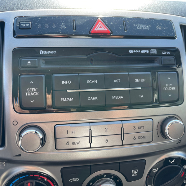 HYUNDAI I20 1.1 CRDI75 PACK INVENTIVE CLIM