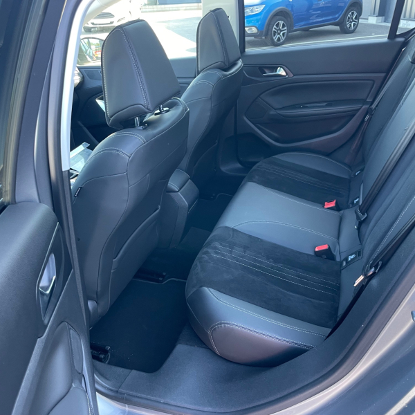 PEUGEOT 308 2.0 BLUEHDI 150CH ALLURE S&S 5P TOIT PANO