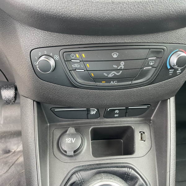 FORD TRANSIT COURIER 1.5 TDCI 100CH STOP&START TREND