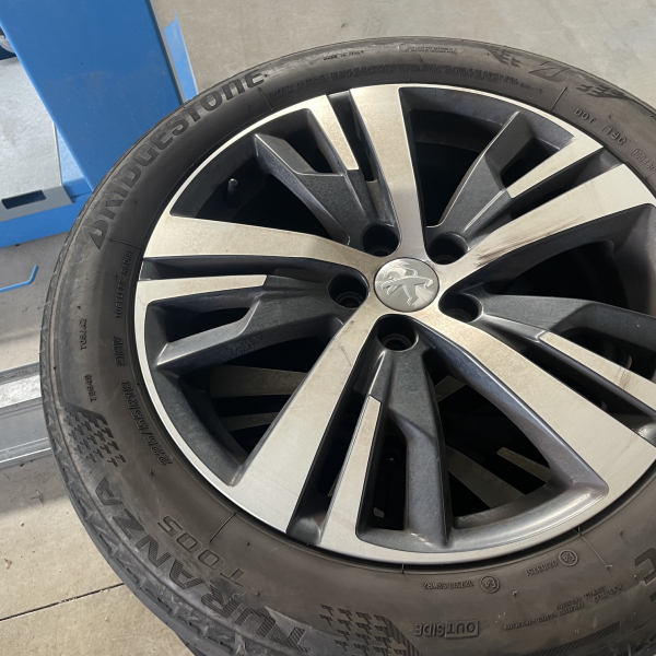 PEUGEOT 3008 2.0 BLUEHDI 150CH GT LINE S&S CAMERA SIEGES CHAUFFANTS