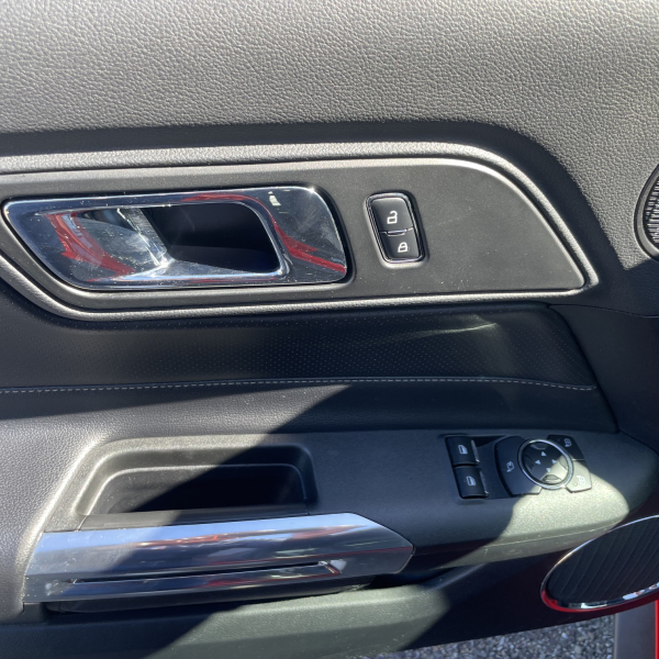 FORD MUSTANG FASTBACK 5.0 V8 421CH GT BVA6 GPS SIEGES CHAUFFANTS ET CLIMATISÉS PAS DE MALUS