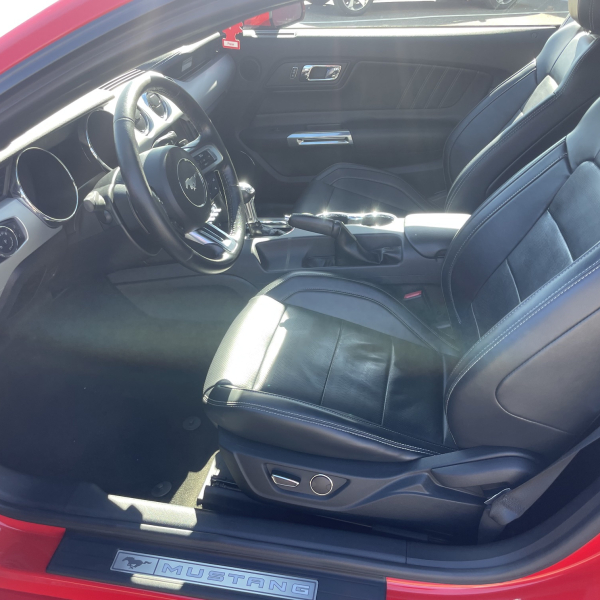 FORD MUSTANG FASTBACK 5.0 V8 421CH GT BVA6 GPS SIEGES CHAUFFANTS ET CLIMATISÉS PAS DE MALUS