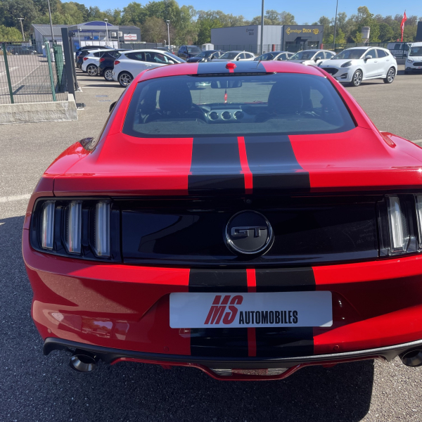 FORD MUSTANG FASTBACK 5.0 V8 421CH GT BVA6 GPS SIEGES CHAUFFANTS ET CLIMATISÉS PAS DE MALUS
